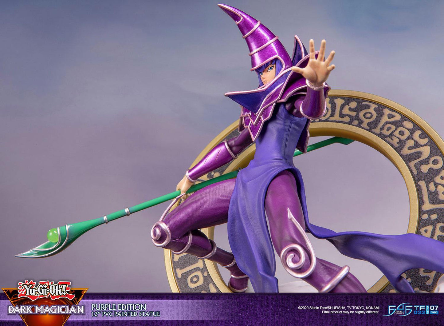 Yu-Gi-Oh! Figurine First 4 Figures : Dark Magician Purple Version
