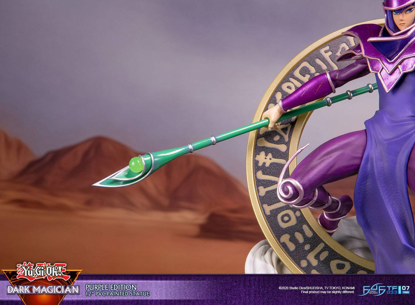 Yu-Gi-Oh! Figurine First 4 Figures : Dark Magician Purple Version