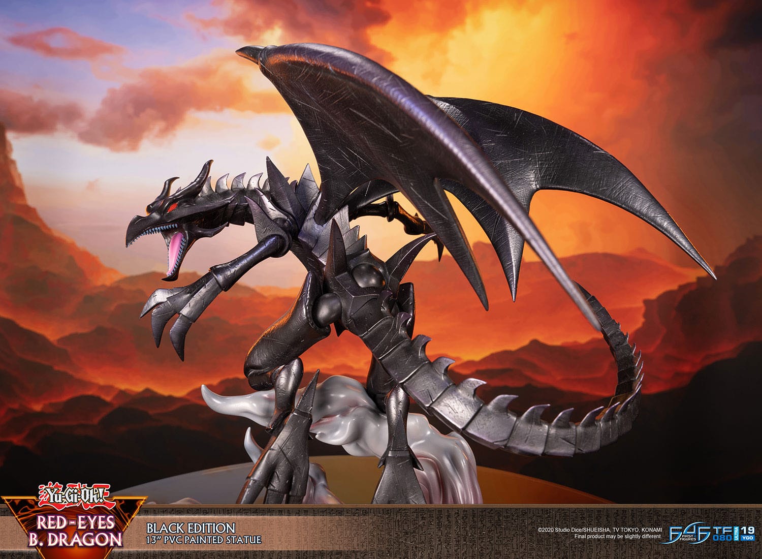 Figurine Yu-Gi-Oh! du Dragon Noir aux Yeux Rouges de First 4 Figures, mesurant 33 cm avec socle.