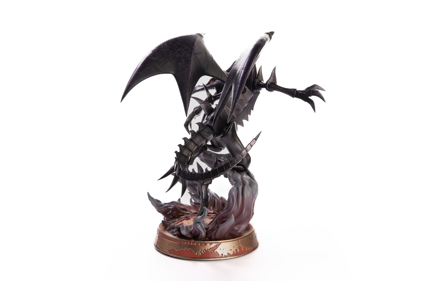 Figurine Yu-Gi-Oh! du Dragon Noir aux Yeux Rouges de First 4 Figures, mesurant 33 cm avec socle.