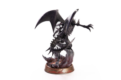 Figurine Yu-Gi-Oh! du Dragon Noir aux Yeux Rouges de First 4 Figures, mesurant 33 cm avec socle.
